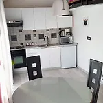 Sia House شقة بولا