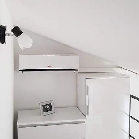 アパート Sia House