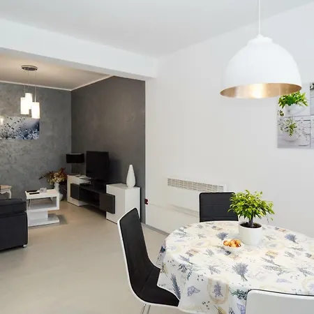 Sia House * Póla