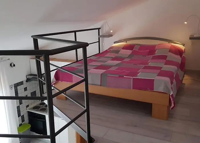 아파트 Sia House *